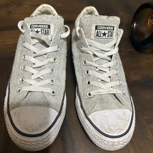 Heather grey women’s converse all stars